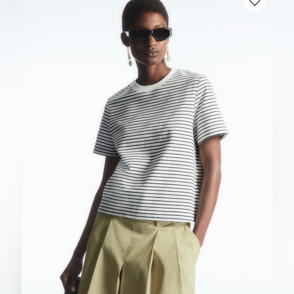 COS Clean Cut T-Shirt Black/White Stripe Size M